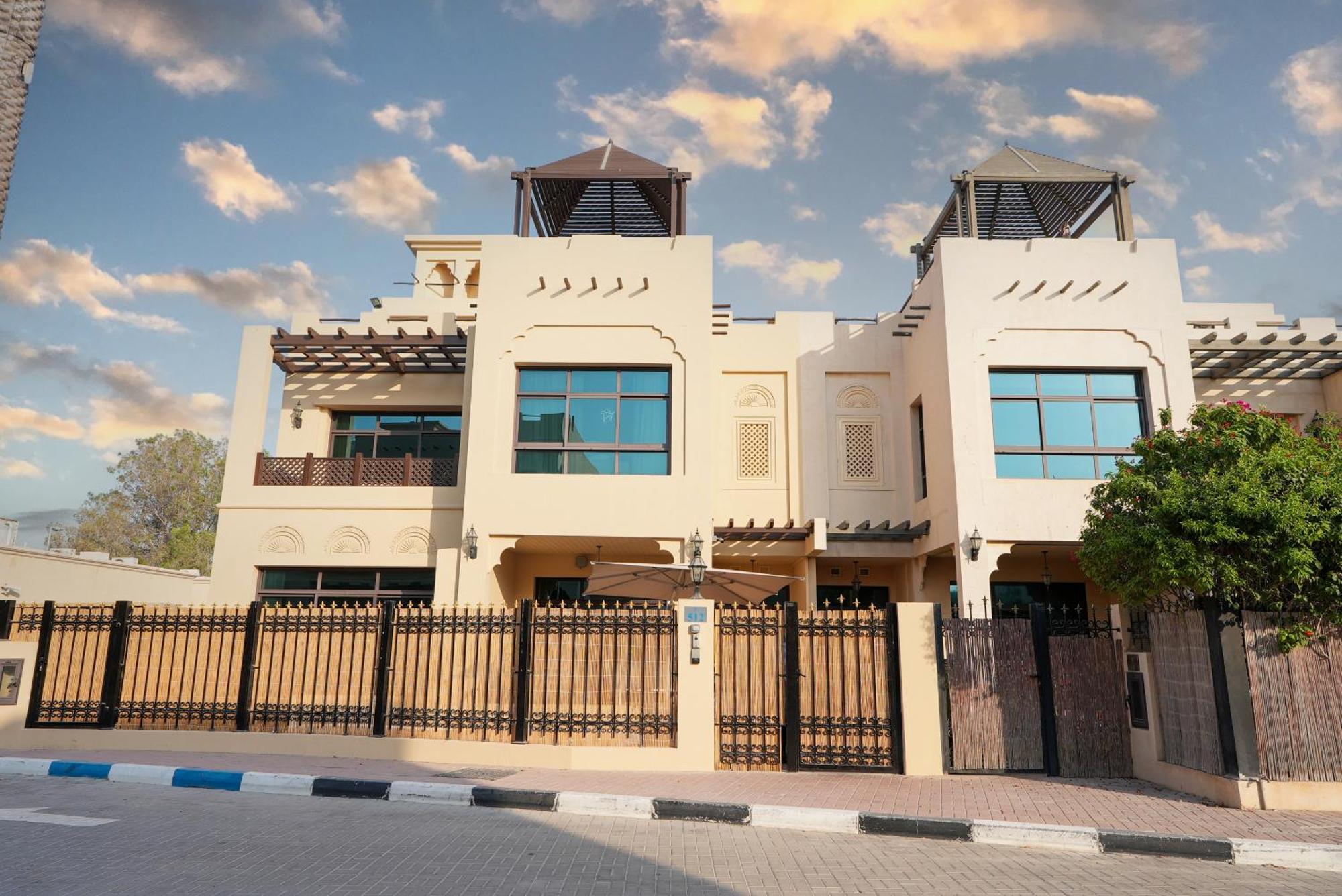 דובאי Roda Beach Resort מראה חיצוני תמונה
