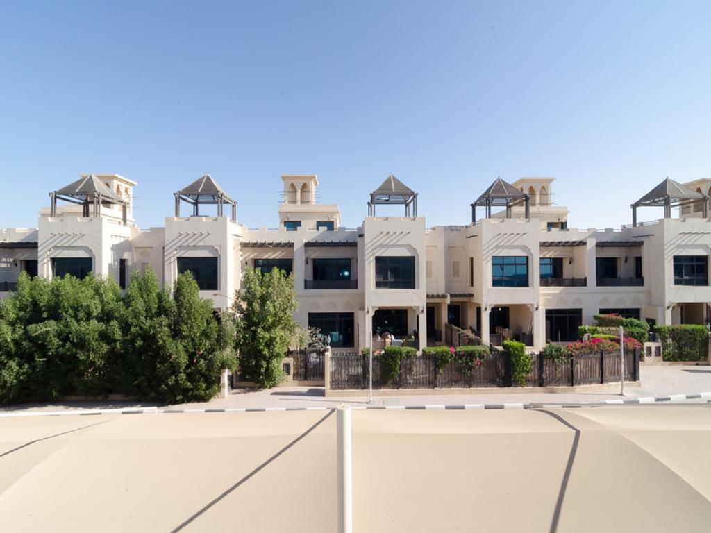 דובאי Roda Beach Resort מראה חיצוני תמונה